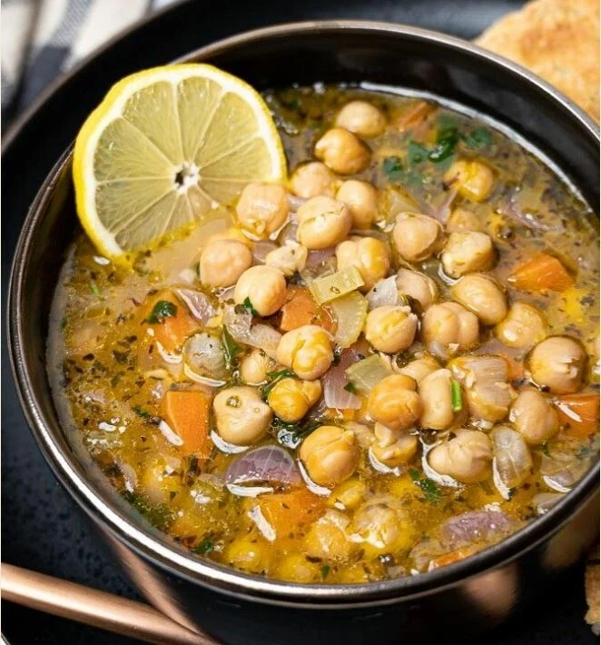 Greek Chickpea Soup With Lemon